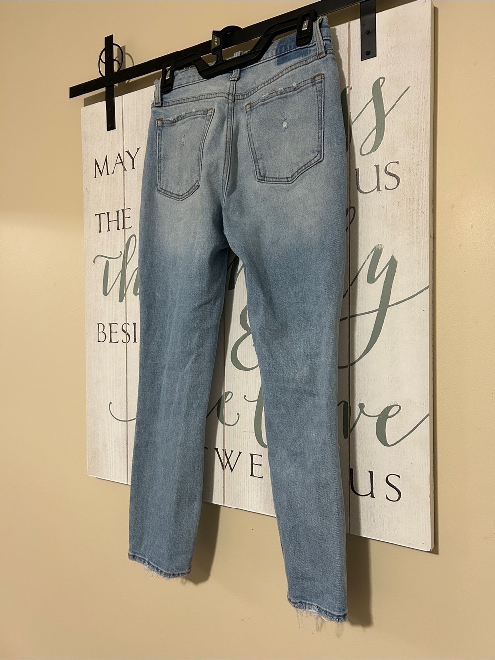 Abercrombie & Fitch the skinny high rise Light Blue Distressed Jeans, size 27/4s - Picture 5 of 7